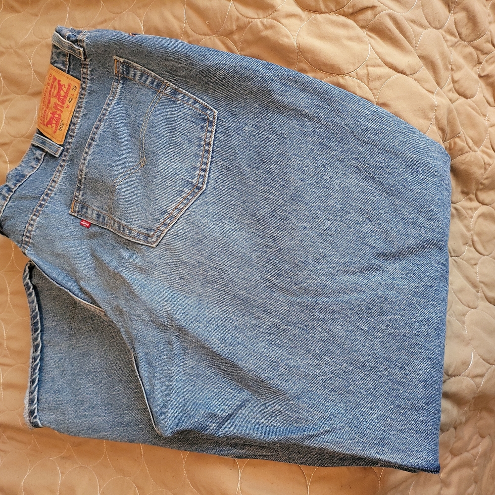 Jeans - Picture 2 of 5